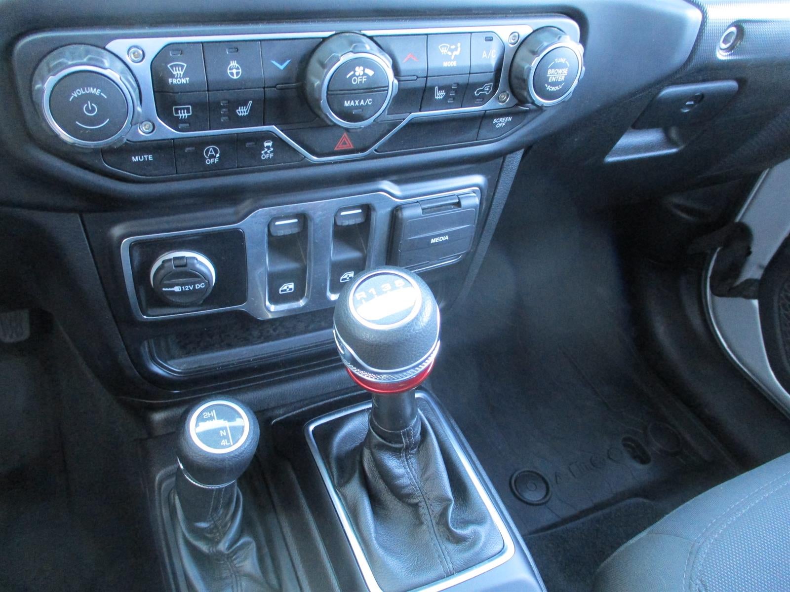 2022 Jeep Wrangler Sport S 4x4