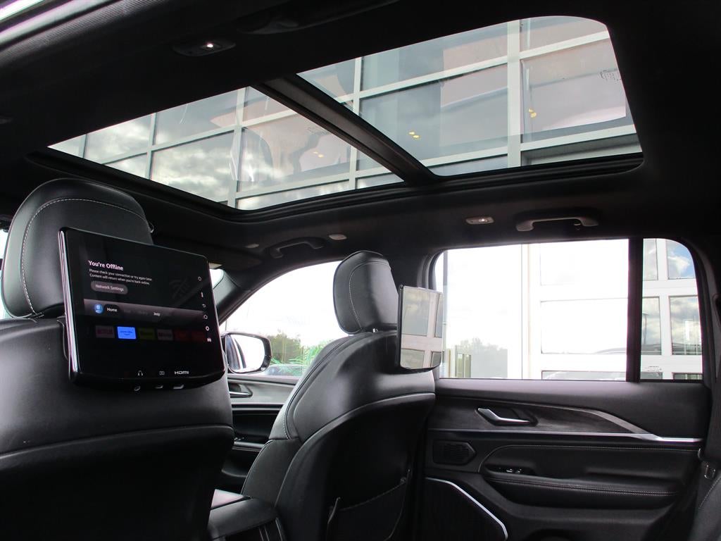 2023 Jeep Grand Cherokee Overland 4x4