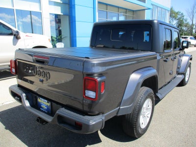 2022 Jeep Gladiator Sport S 4x4