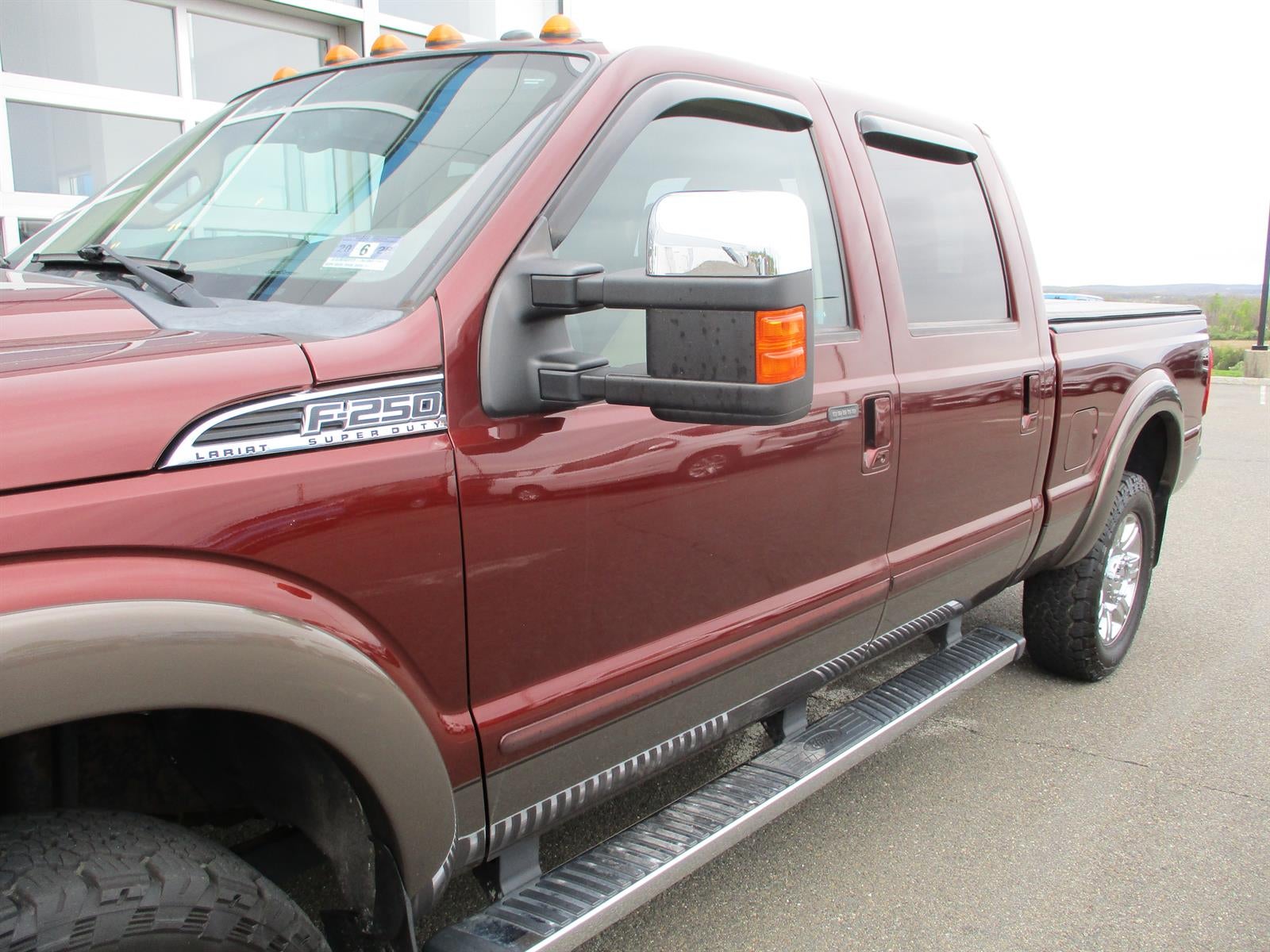 2015 Ford Super Duty F-250 SRW Lariat