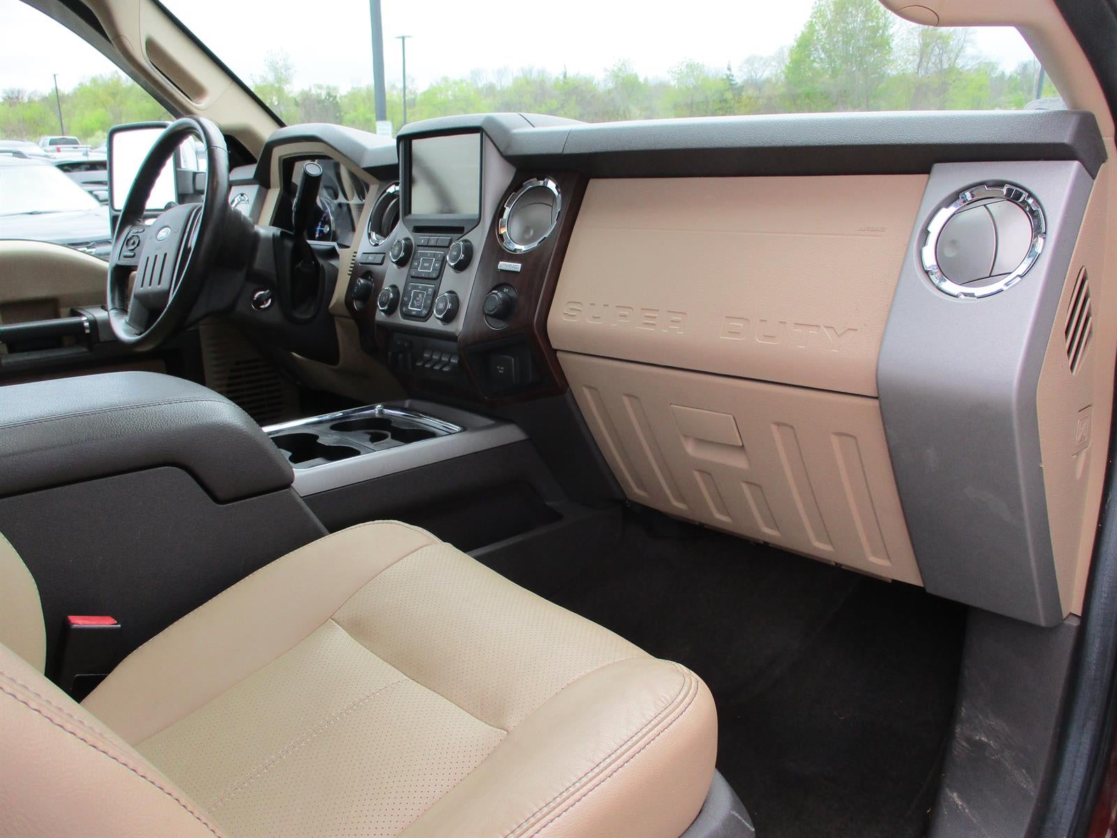 2015 Ford Super Duty F-250 SRW Lariat