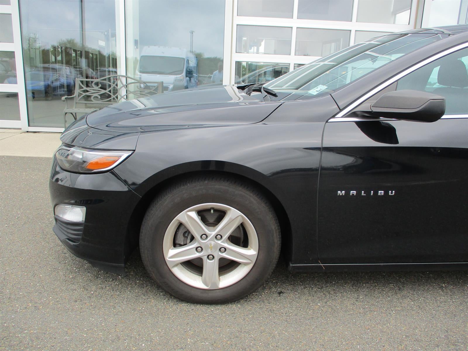 2023 Chevrolet Malibu LS