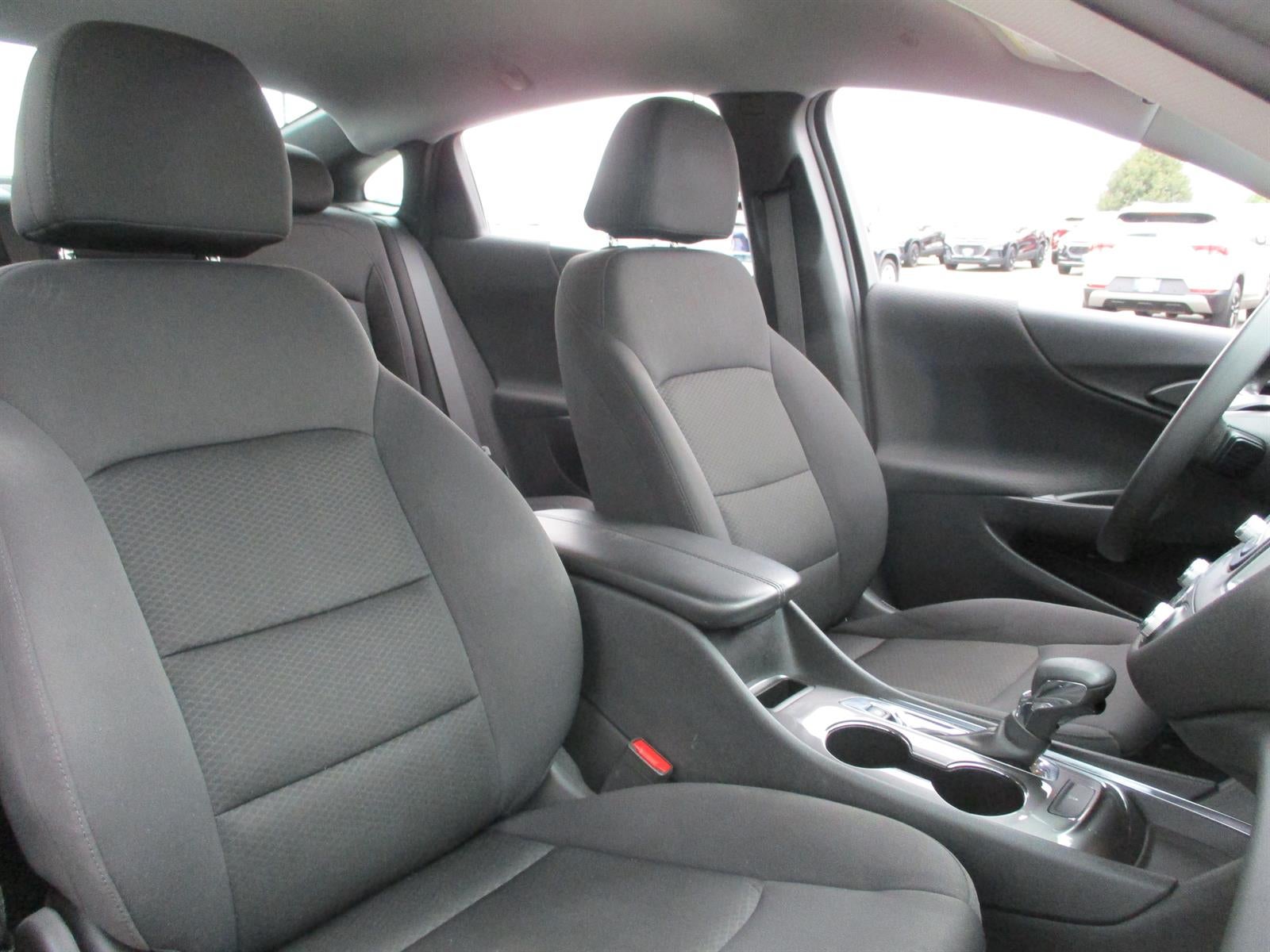 2023 Chevrolet Malibu LS