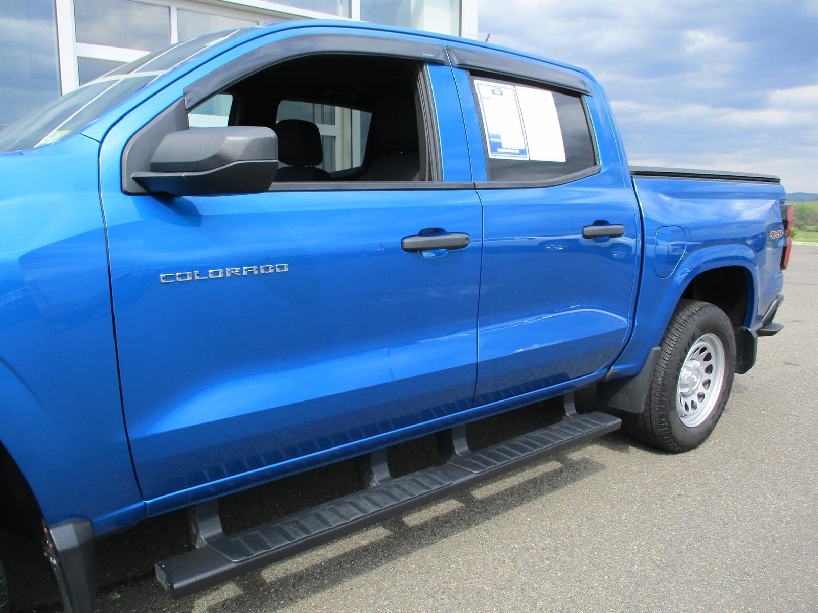 2024 Chevrolet Colorado WT