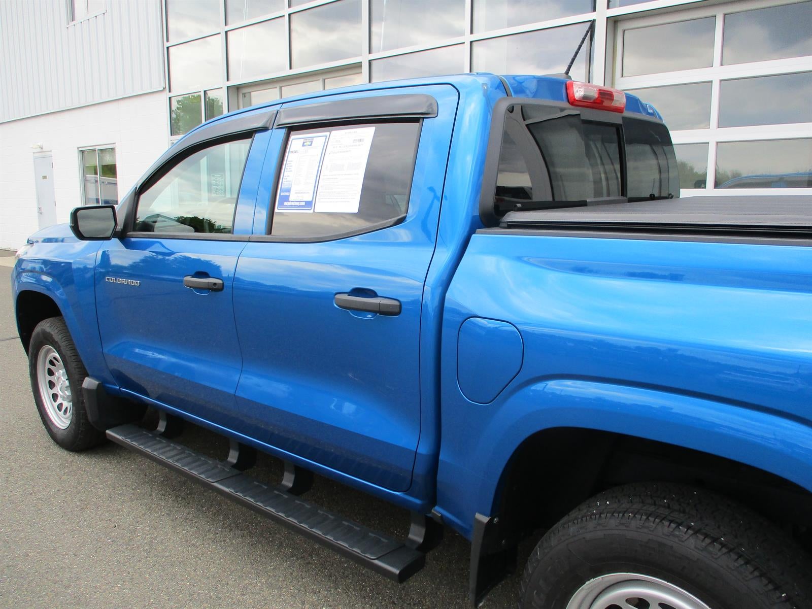 2024 Chevrolet Colorado WT