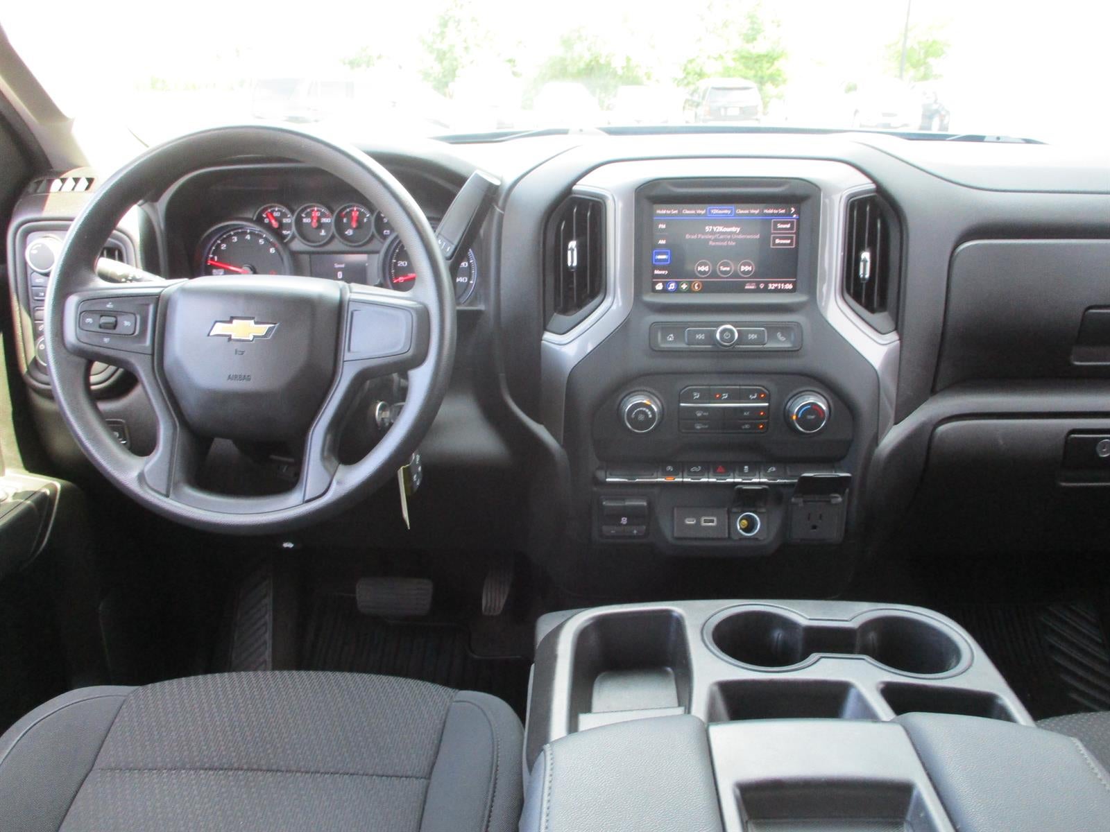 2024 Chevrolet Silverado 1500 Custom