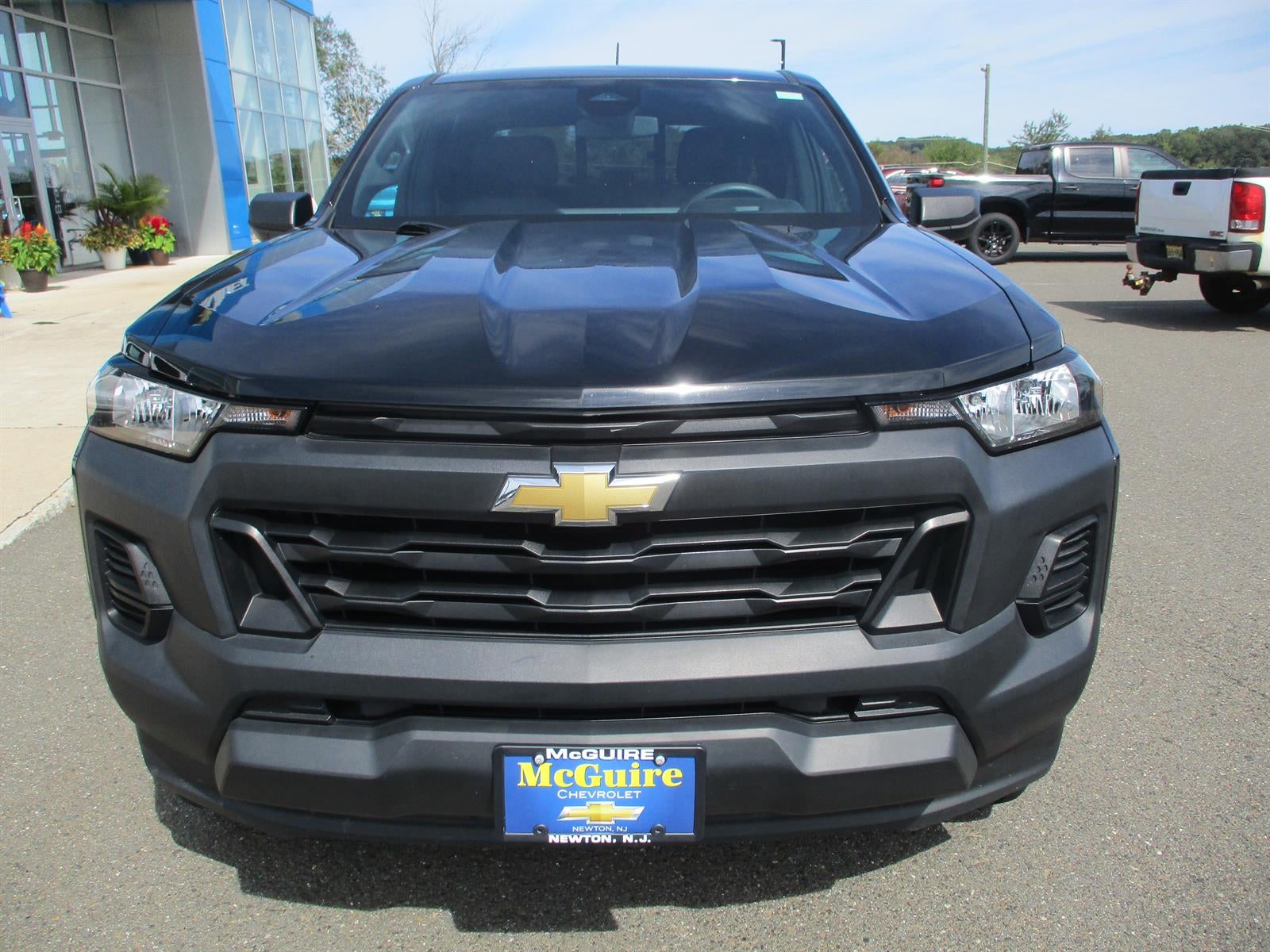 2023 Chevrolet Colorado Work Truck - Photo 11