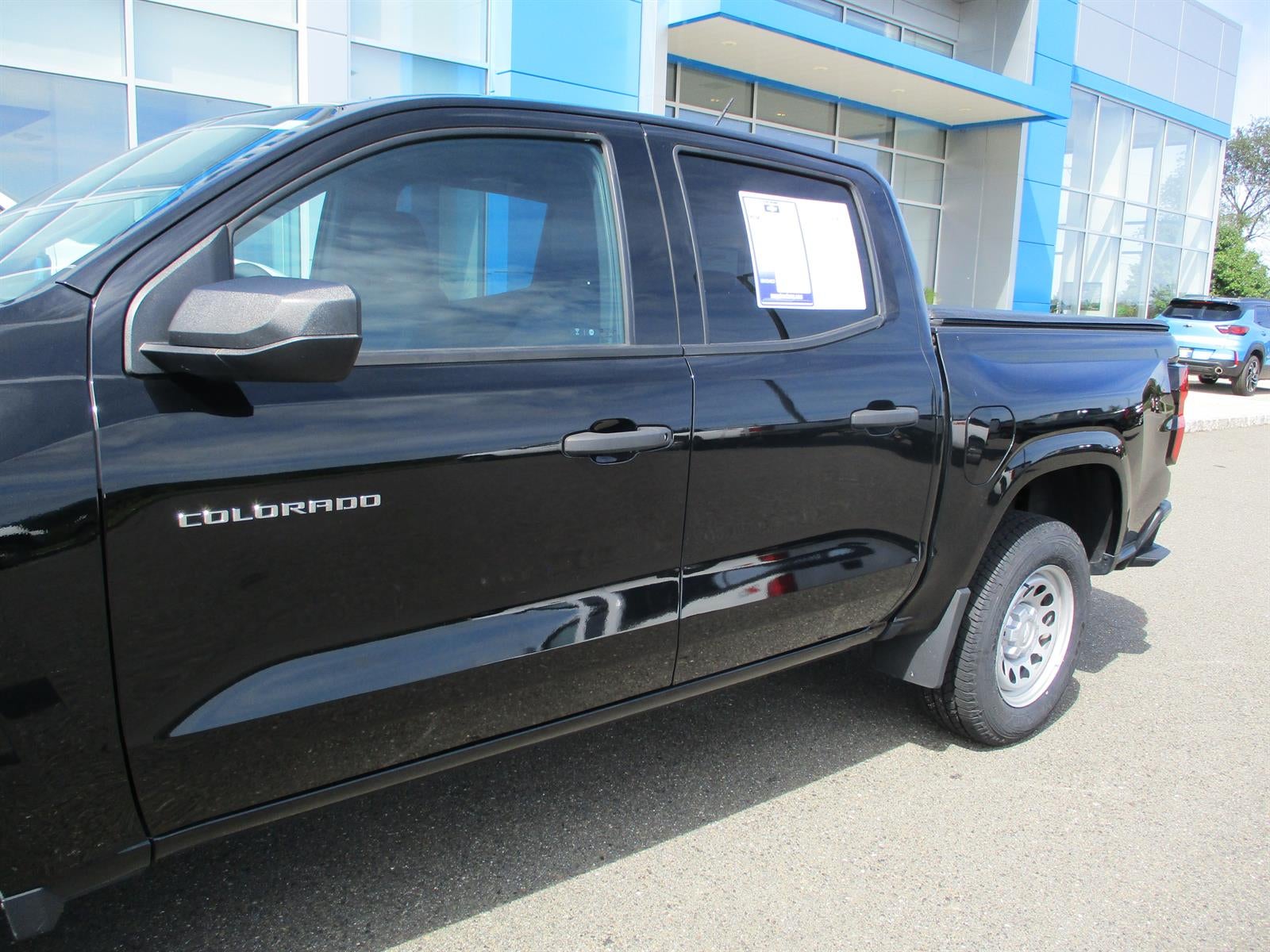 2023 Chevrolet Colorado Work Truck - Photo 14