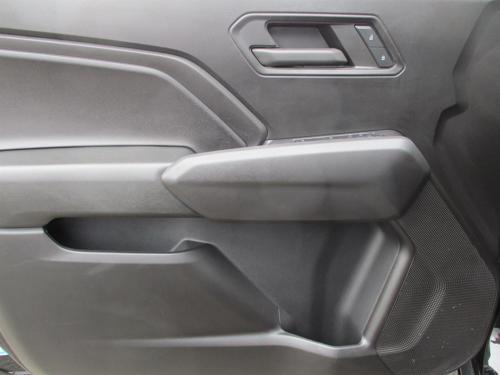 2023 Chevrolet Colorado Work Truck - Photo 18