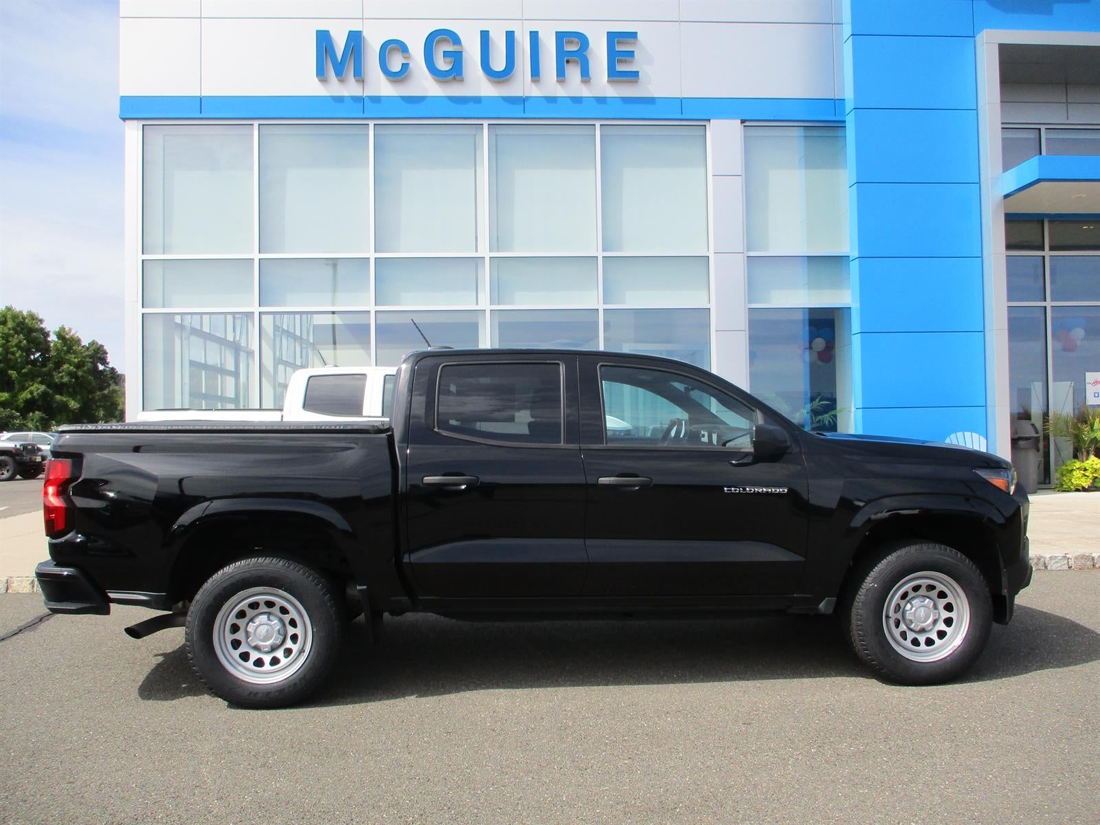 2023 Chevrolet Colorado Work Truck - Photo 9