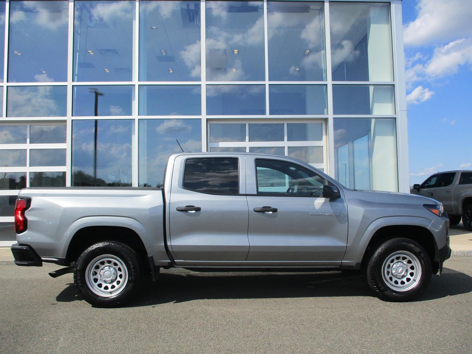 2023 Chevrolet Colorado WT