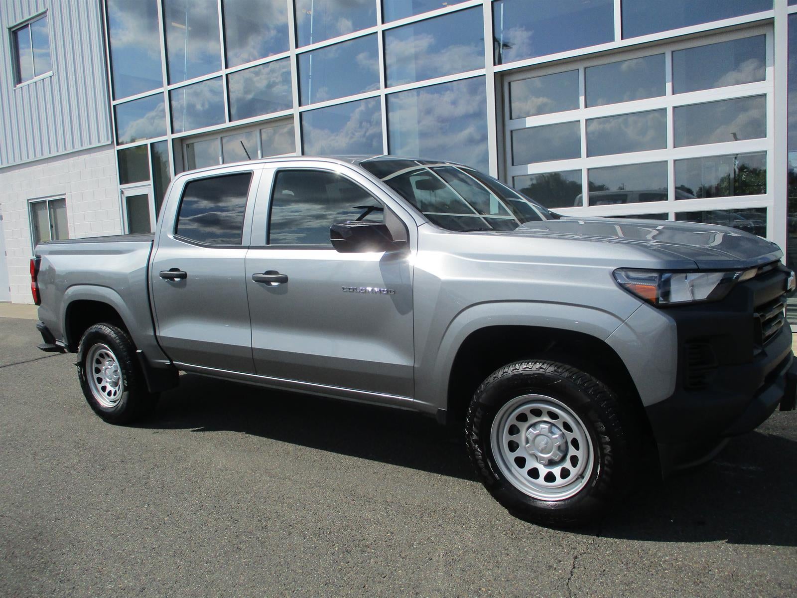 2023 Chevrolet Colorado WT