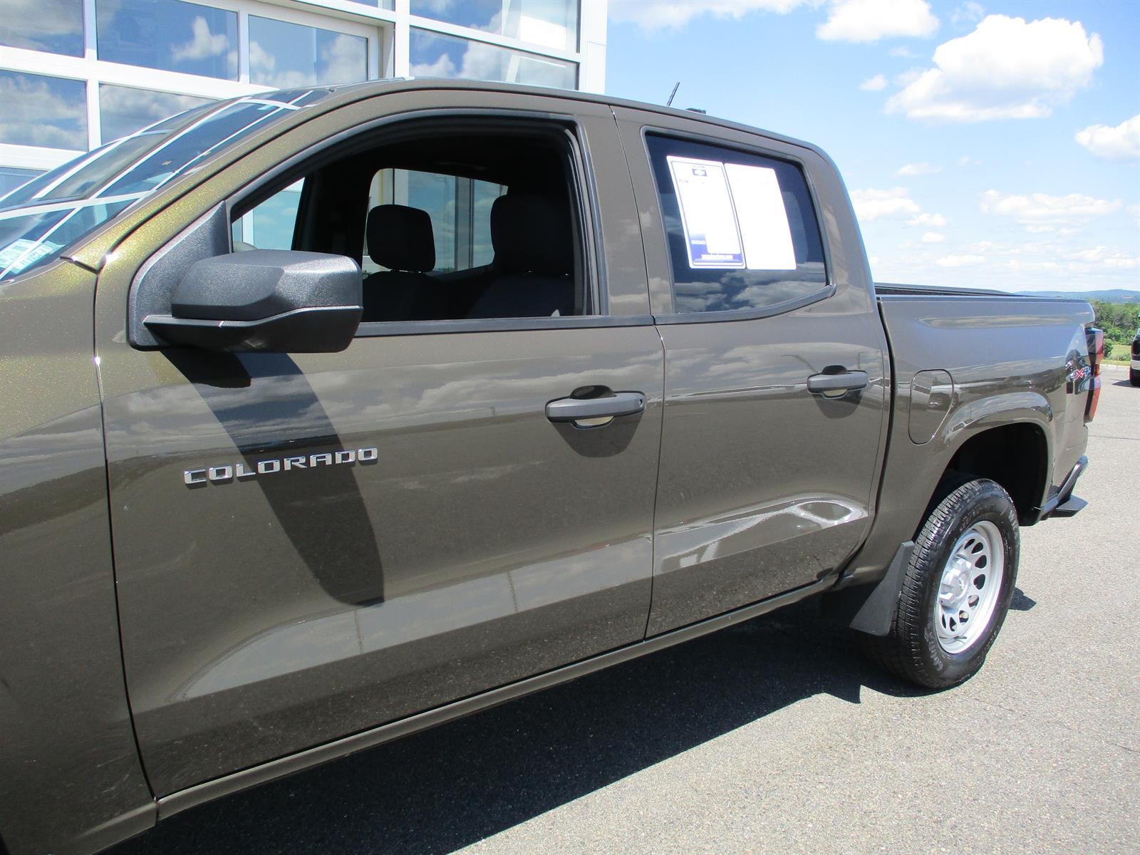 2023 Chevrolet Colorado WT