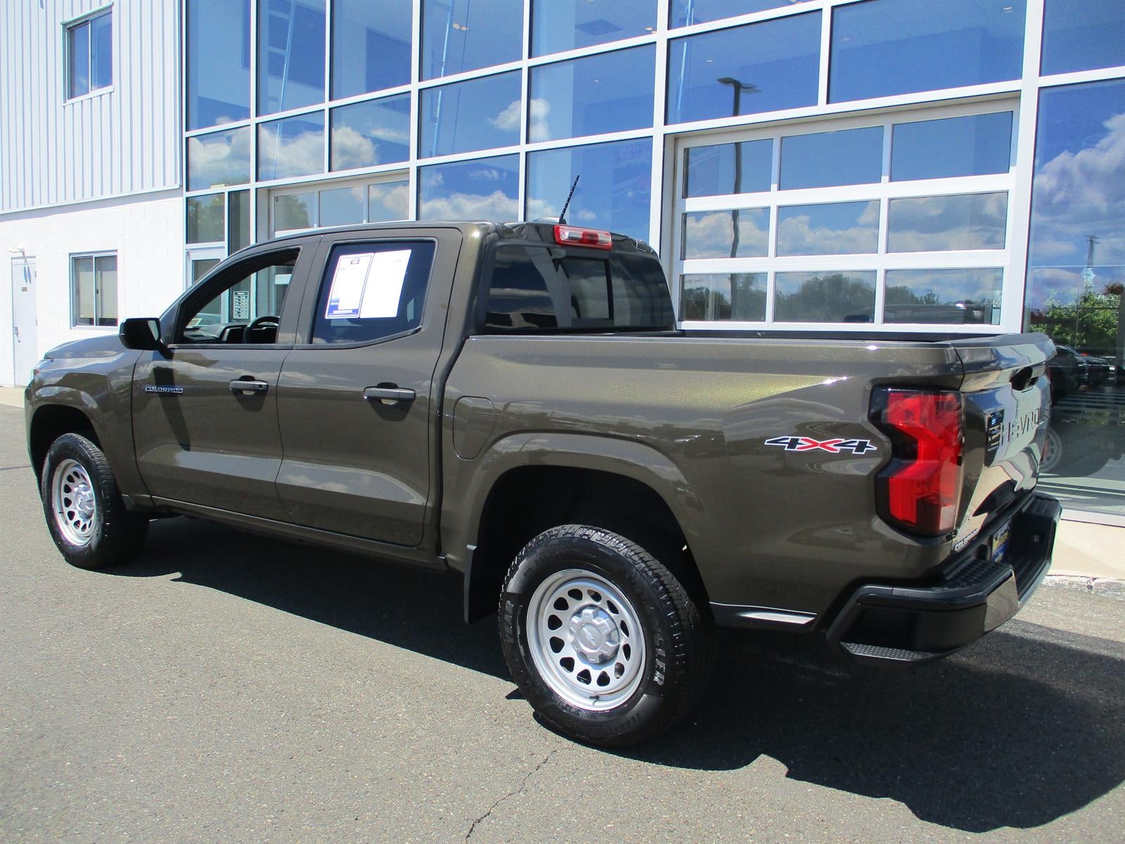 2023 Chevrolet Colorado WT