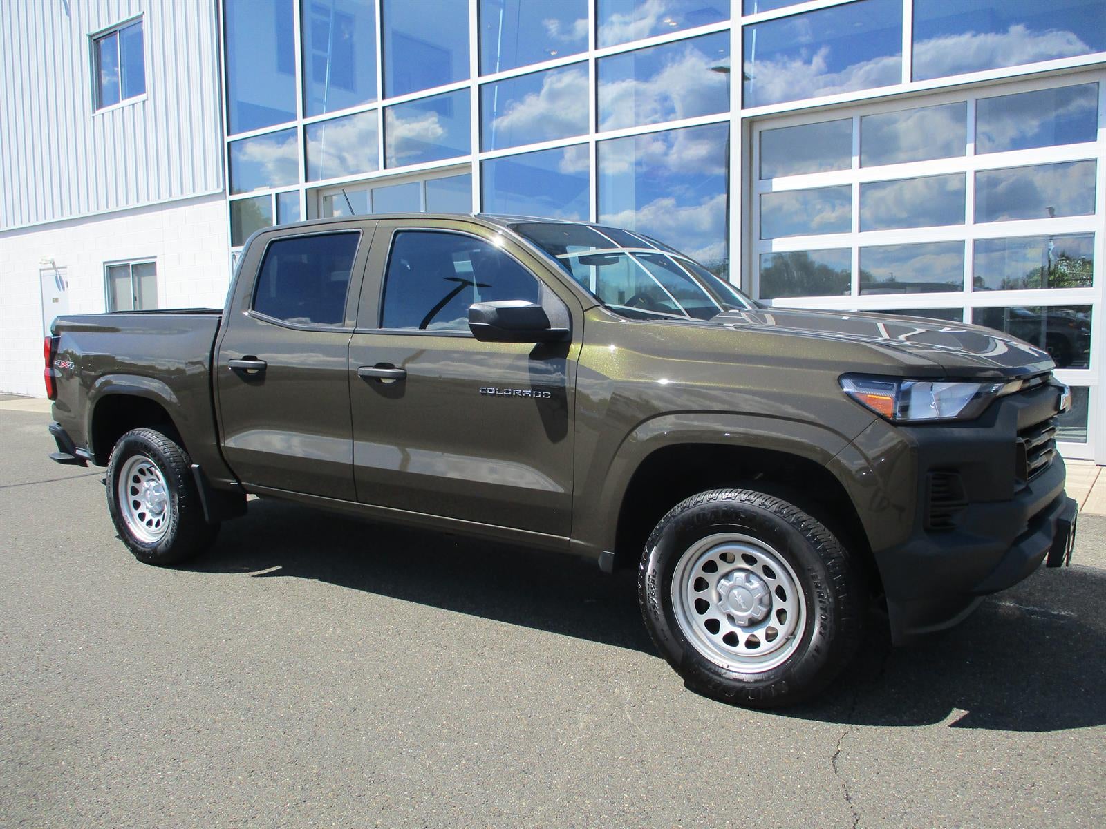 2023 Chevrolet Colorado WT
