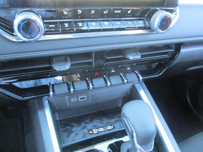 2023 Chevrolet Colorado 4WD LT