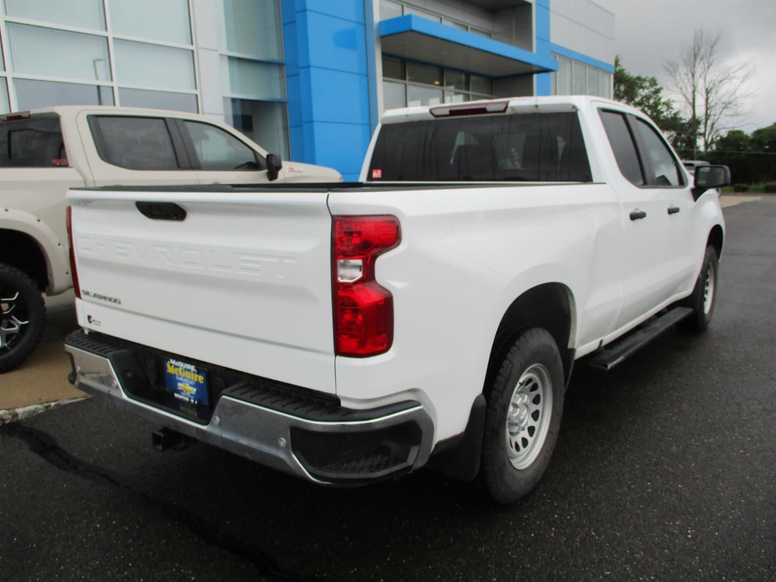 2023 Chevrolet Silverado 1500 WT