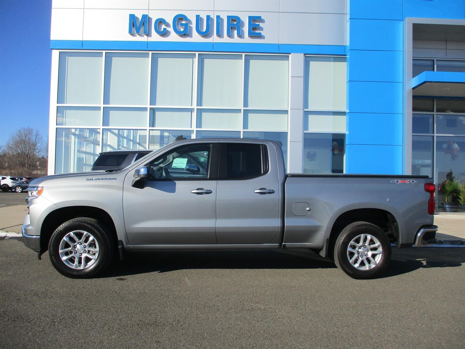 2024 Chevrolet Silverado 1500 LT (2FL)