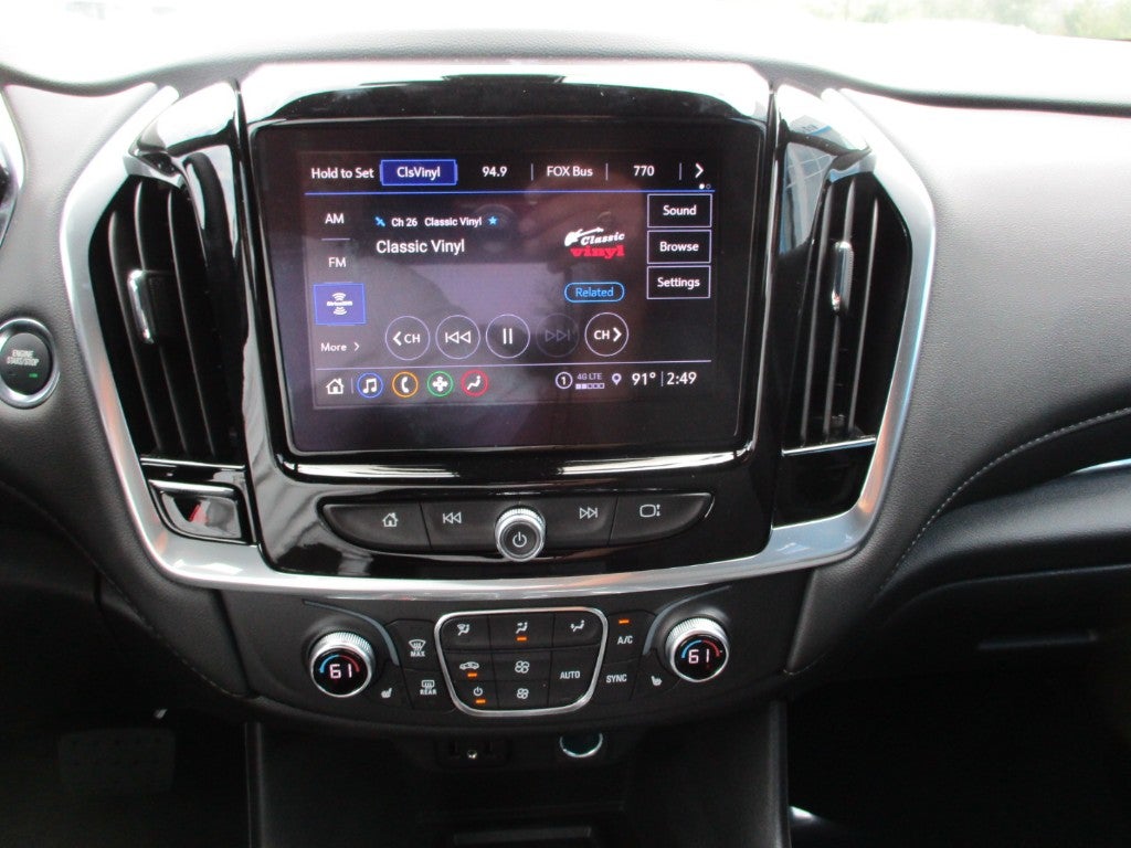 2023 Chevrolet Traverse LT Cloth