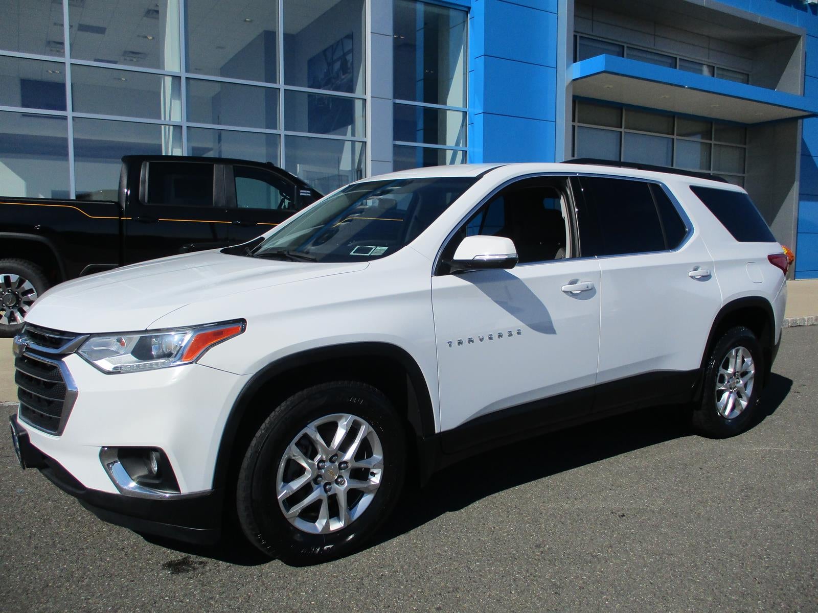 2020 Chevrolet Traverse LT Cloth