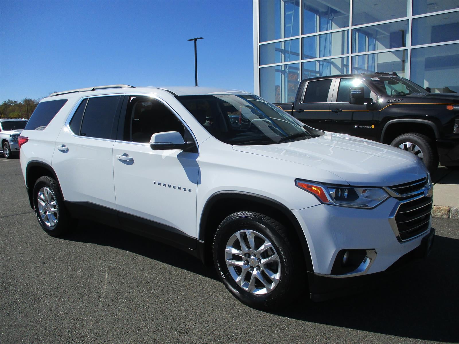 2020 Chevrolet Traverse LT Cloth