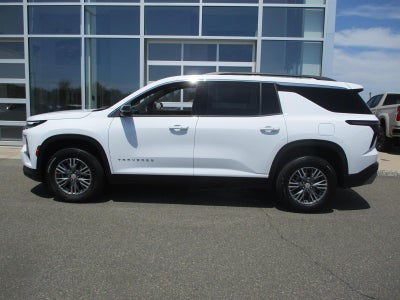 2025 Chevrolet Traverse LT