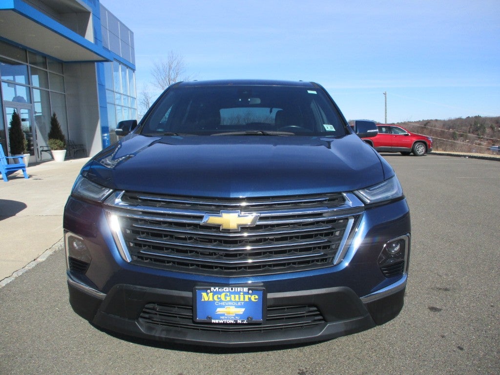2022 Chevrolet Traverse LT Leather