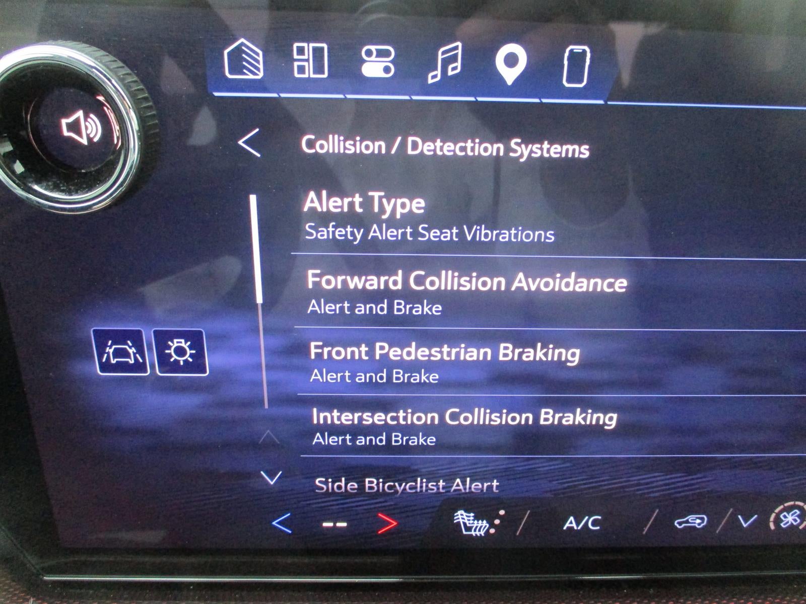 2024 Chevrolet Traverse Z71 - Photo 31