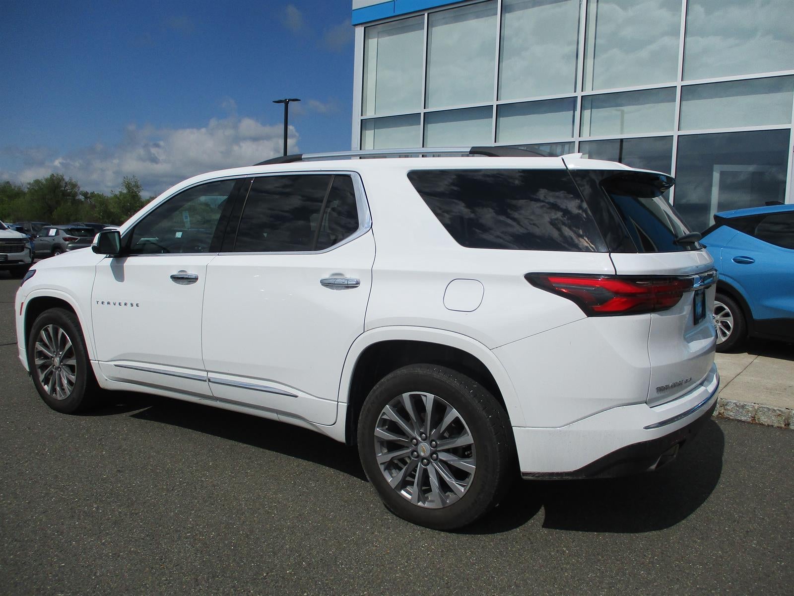 2023 Chevrolet Traverse Premier
