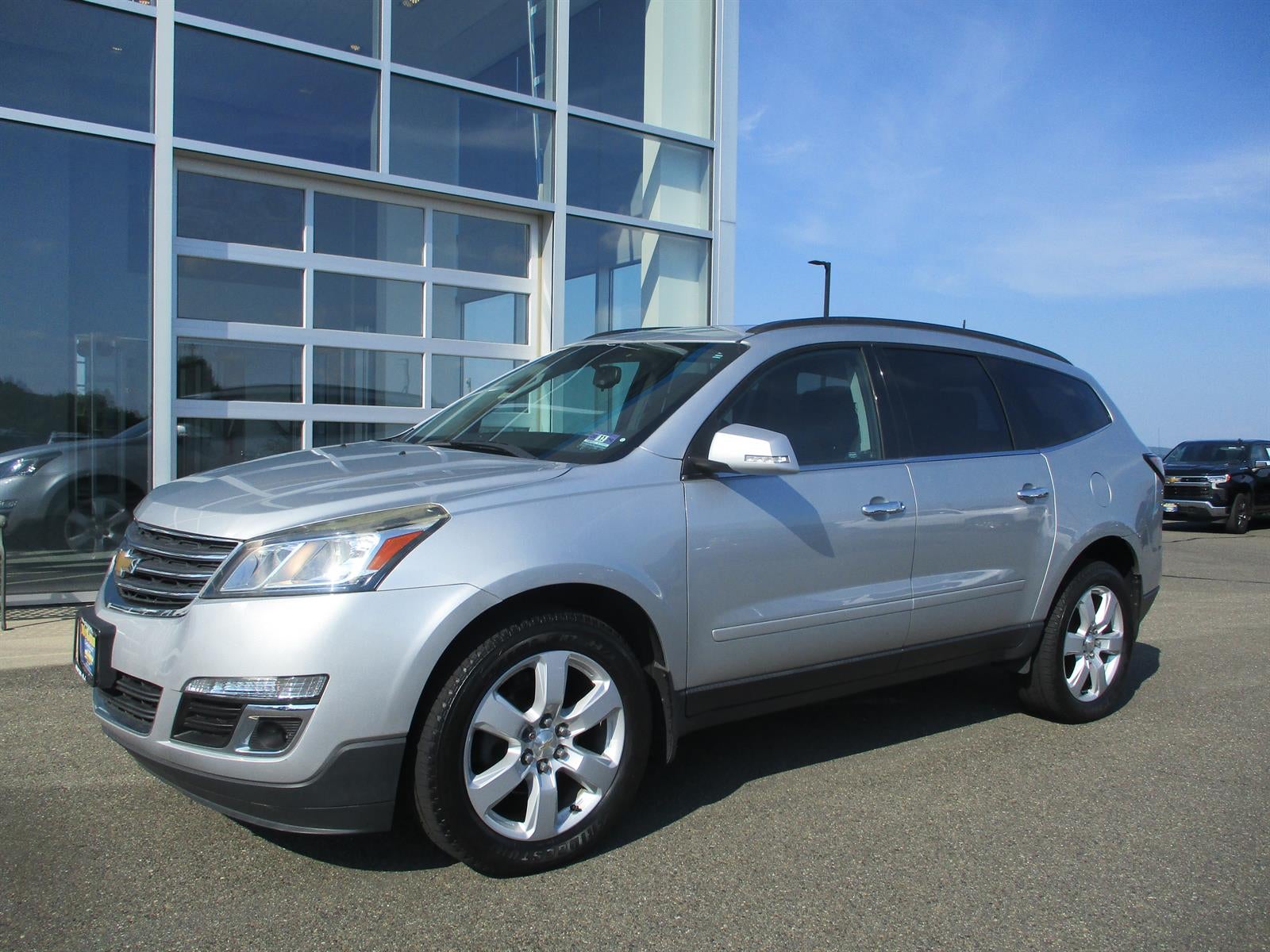 2017 Chevrolet Traverse LT