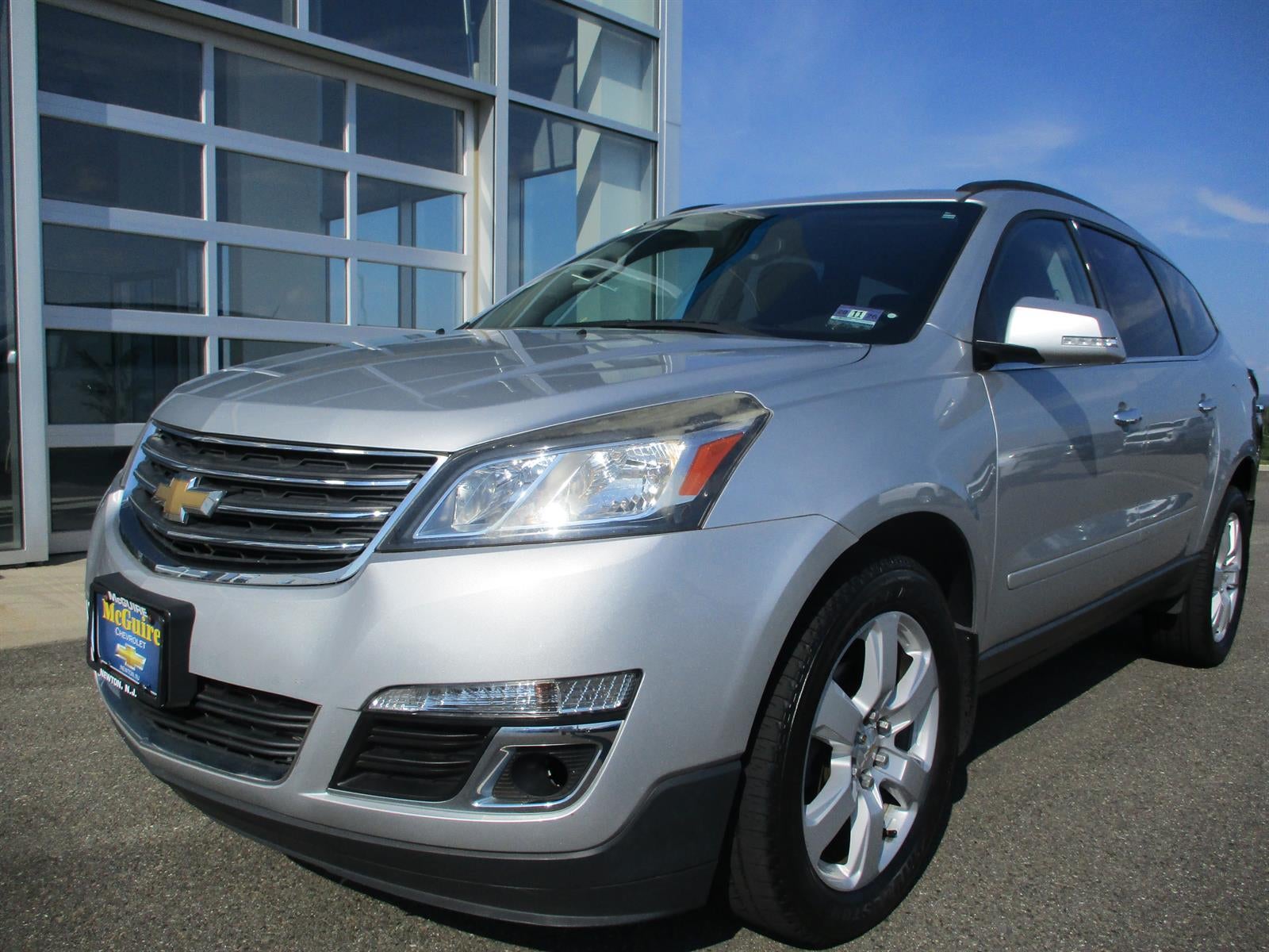2017 Chevrolet Traverse LT