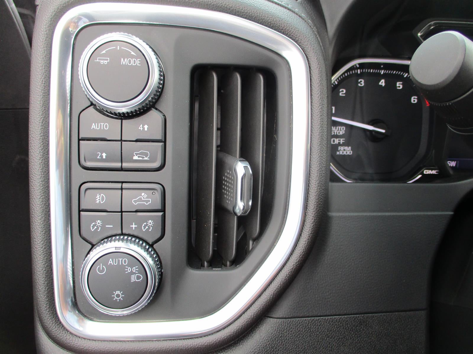 2020 GMC Sierra 1500 Elevation