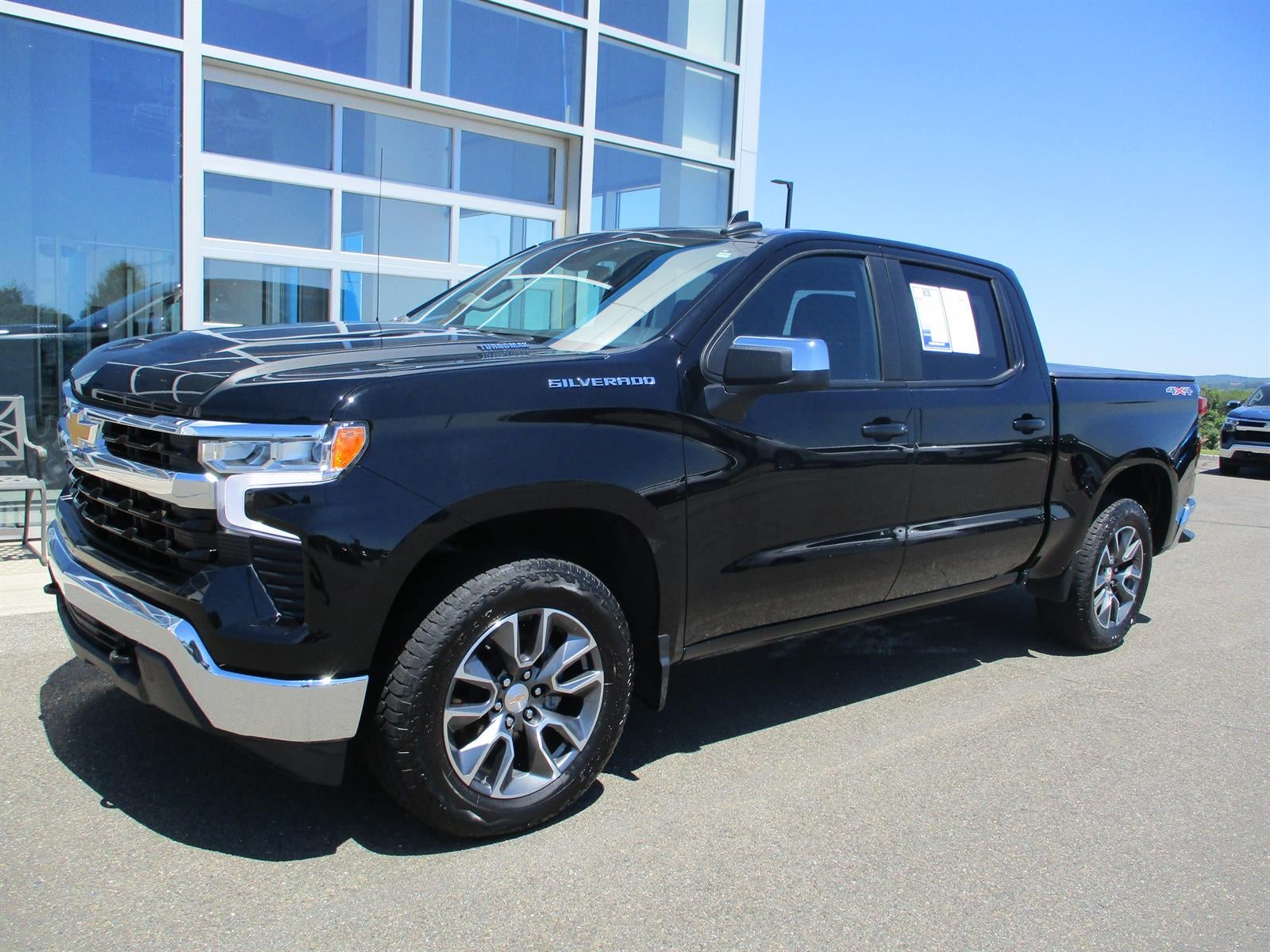 2025 Chevrolet Silverado 1500 LT (2FL)