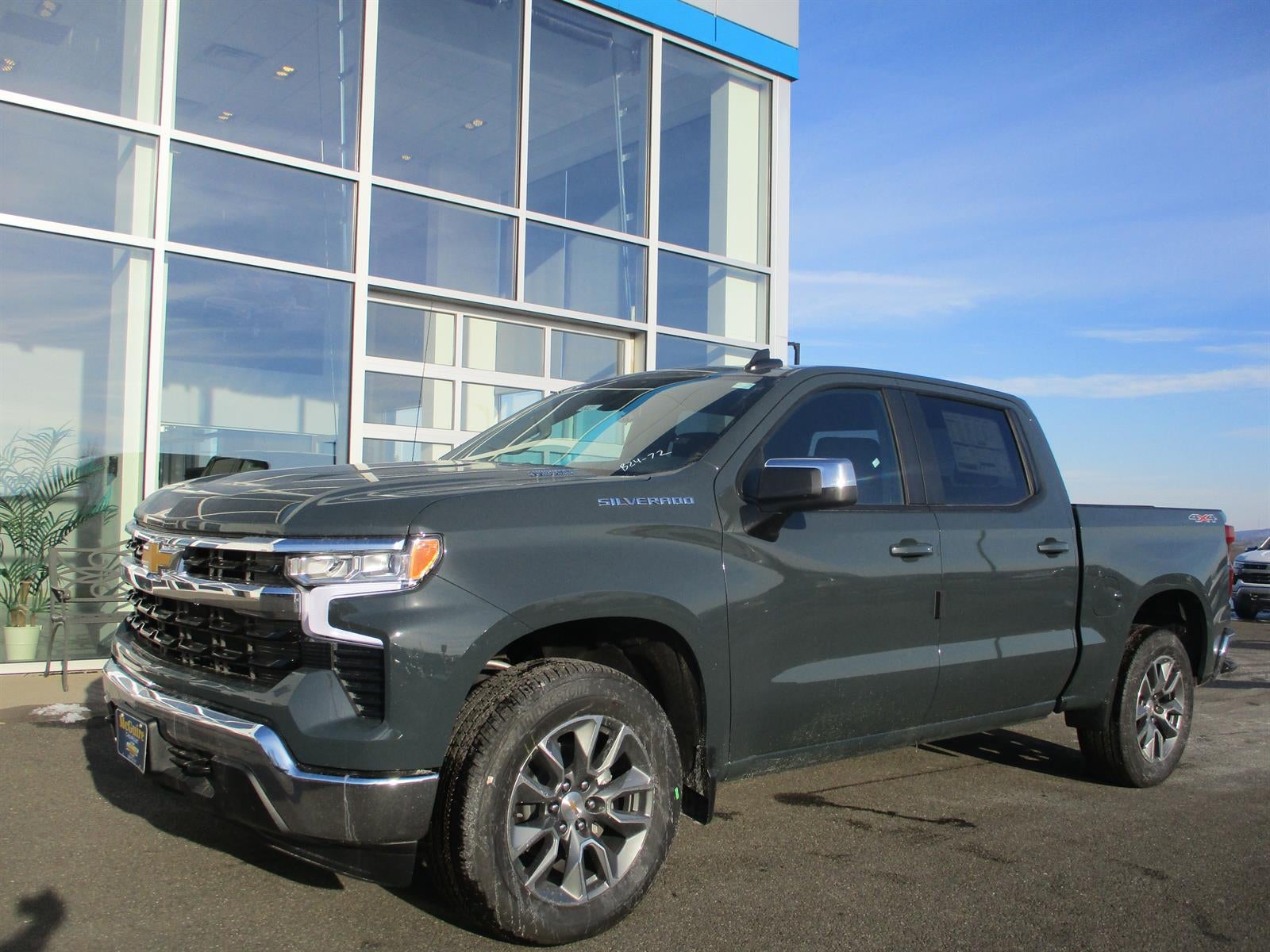 2026 Chevrolet Silverado 1500 LT (2FL)