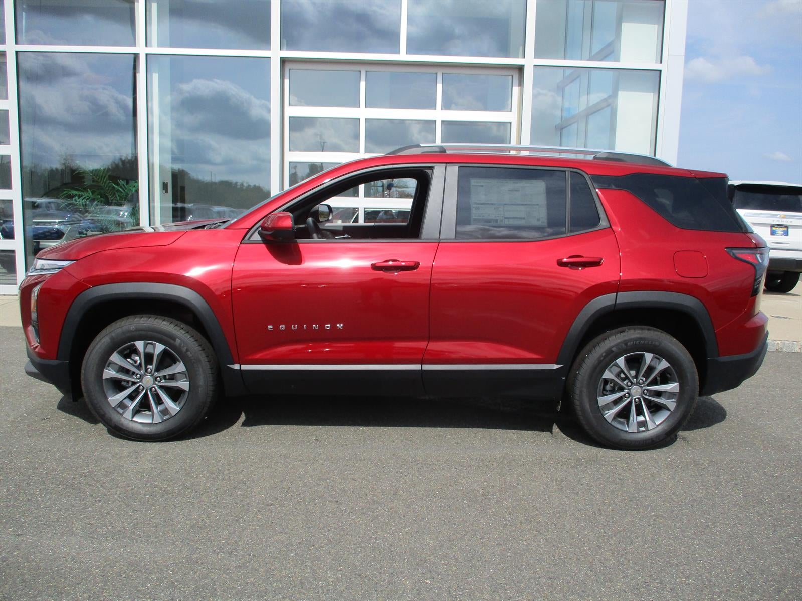 2027 Chevrolet Equinox LT