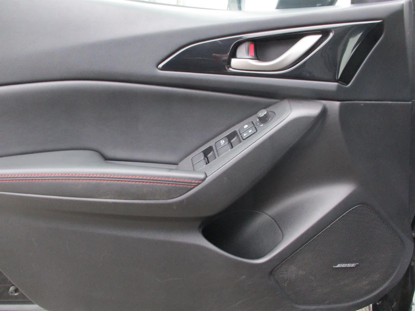 2015 Mazda Mazda3 i Grand Touring