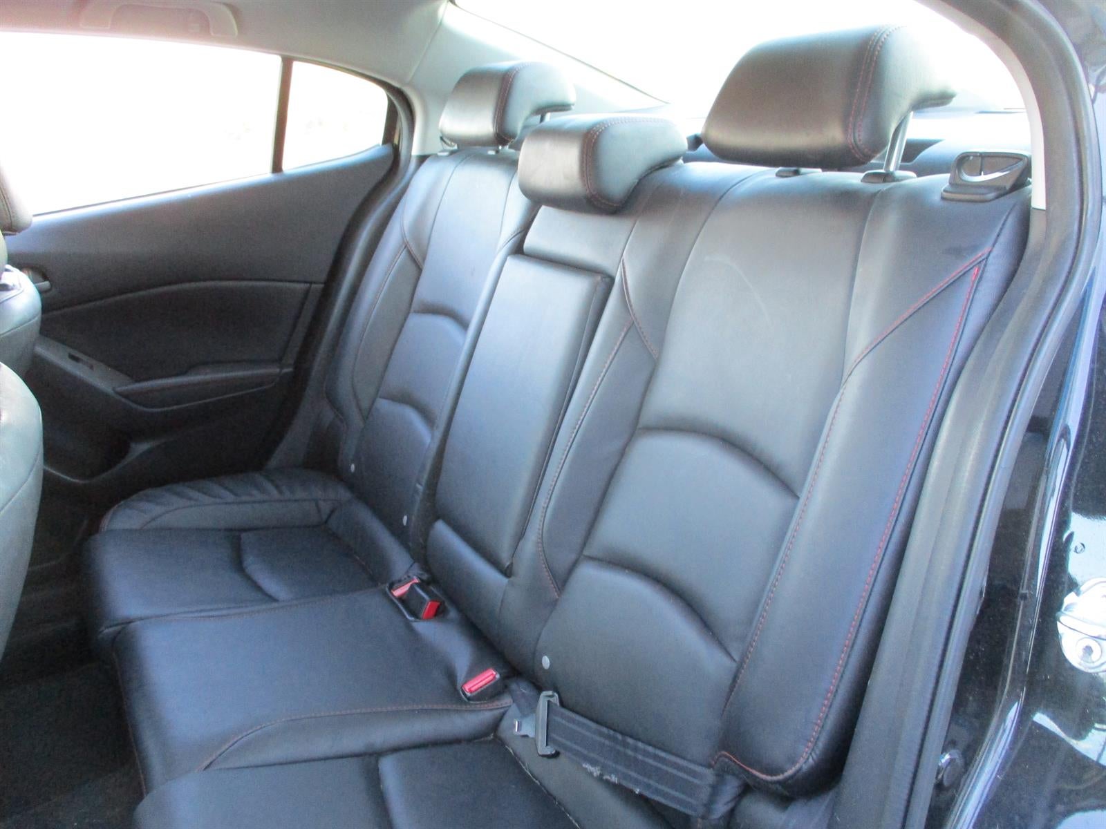 2015 Mazda Mazda3 i Grand Touring