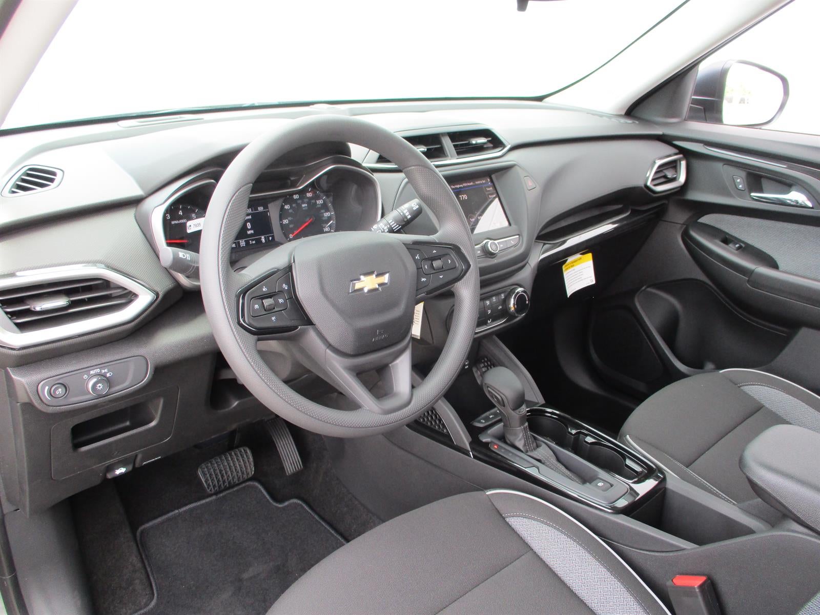 2022 Chevrolet Trailblazer LS