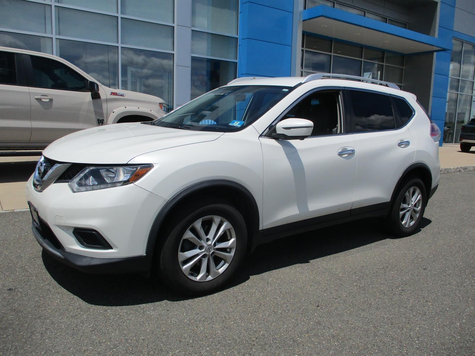 2016 Nissan Rogue SV